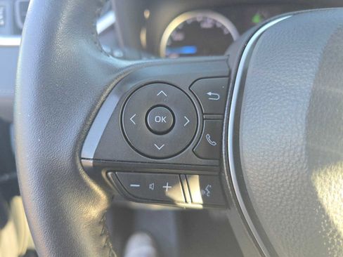 Certified 2022 Toyota RAV4 XLE Premium image 30