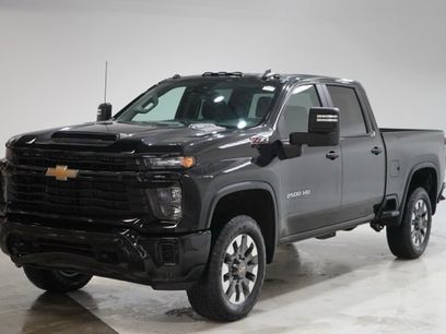 Used 2024 Chevrolet Silverado 2500 Custom w/ Custom Value Package