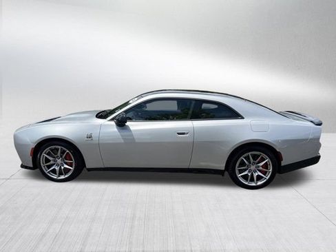 Used 2024 Dodge Charger Daytona Scat Pack w/ Plus Group AWD/4WD image 8