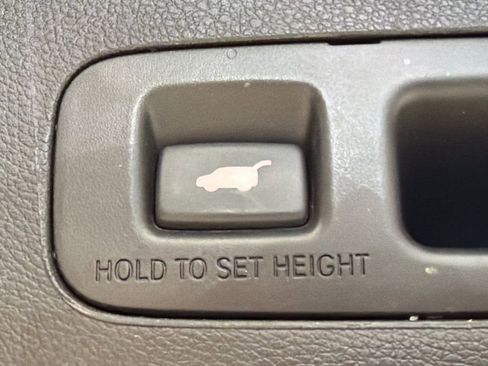 Used 2019 Honda CR-V Touring image 21