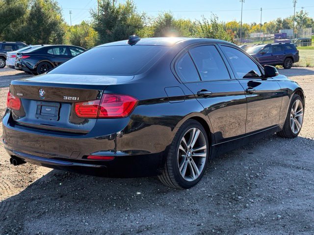 Used 2014 BMW 328i xDrive Sedan AWD/4WD image 5