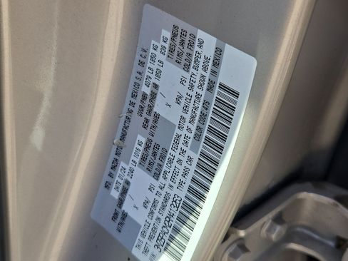 Used 2024 MAZDA MAZDA3 s FWD image 34