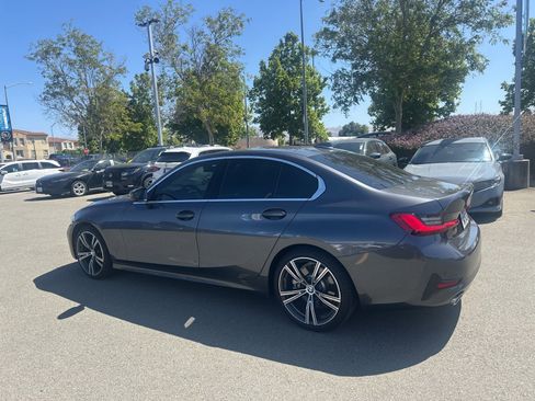Used 2021 BMW 330i Sedan w/ Premium Package RWD image 4