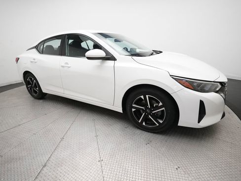 Used 2024 Nissan Sentra SV FWD image 35
