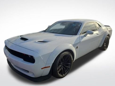 Used 2023 Dodge Challenger R/T Scat Pack image 2