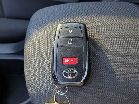 Used 2024 Toyota Corolla Cross LE FWD image 26