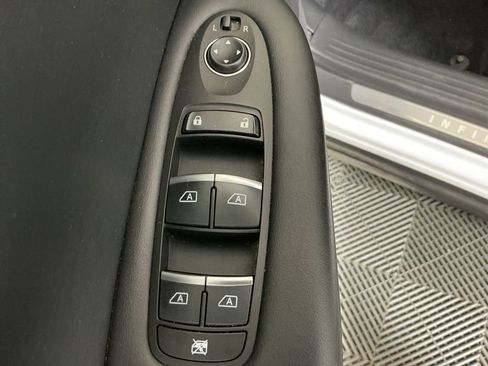 Used 2019 INFINITI QX50 Pure image 25