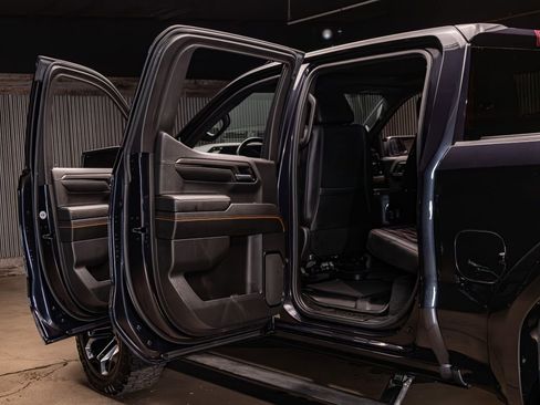 Used 2023 GMC Sierra 1500 AT4 w/ AT4 Premium Package AWD/4WD image 27