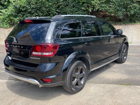 Used 2018 Dodge Journey Crossroad AWD/4WD image 3
