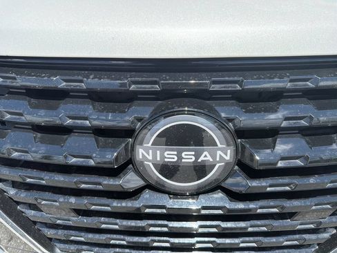 Used 2024 Nissan Kicks SV w/ Exterior Package FWD image 18
