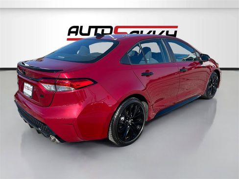 Used 2022 Toyota Corolla SE image 7