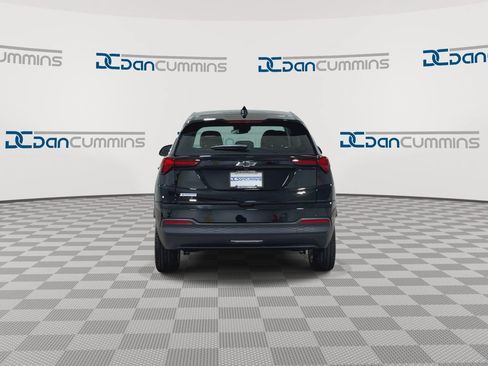 New 2027 Chevrolet Bolt LT w/ Comfort Package FWD image 7