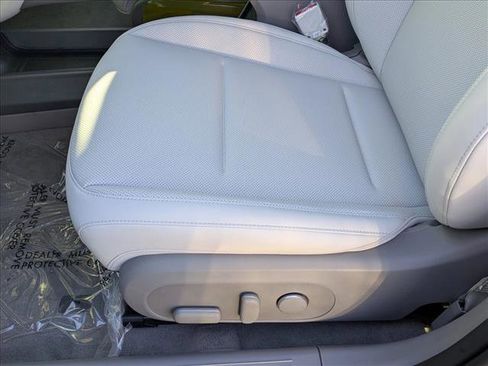 New 2025 Hyundai Ioniq 6 Limited image 4