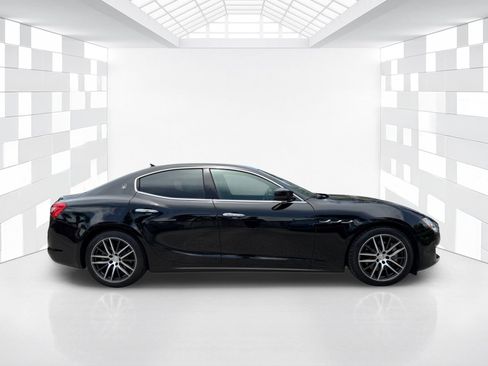 Used 2018 Maserati Ghibli RWD image 8