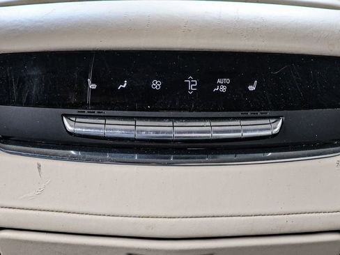 Used 2021 Cadillac Escalade Premium Luxury Platinum image 47