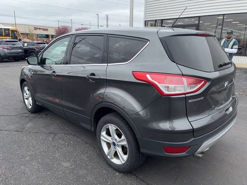 Used 2015 Ford Escape SE FWD image 8