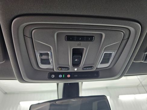 Used 2020 Chevrolet Silverado 1500 LT w/ All-Star Edition image 12