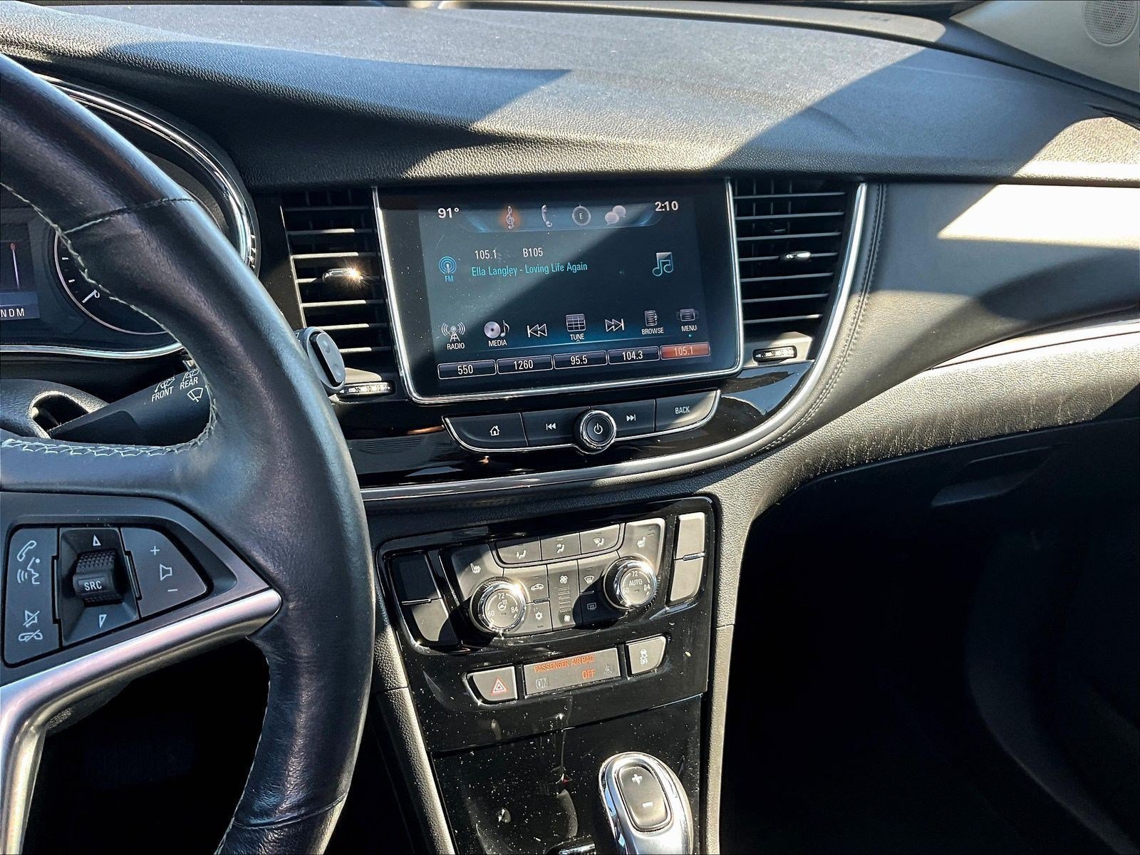 Used 2020 Buick Encore Essence FWD image 9