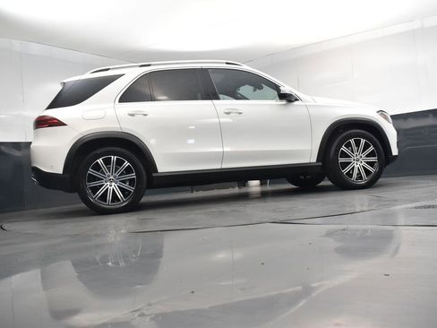 Used 2024 Mercedes-Benz GLE 350 4MATIC image 24