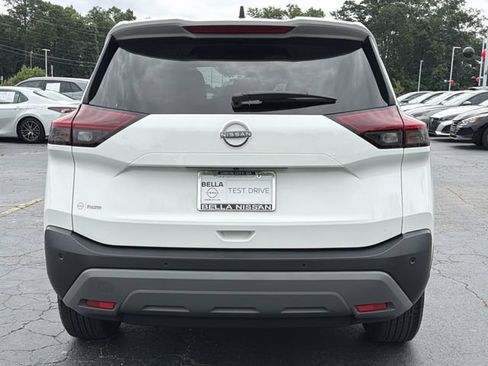 Used 2022 Nissan Rogue S FWD image 3