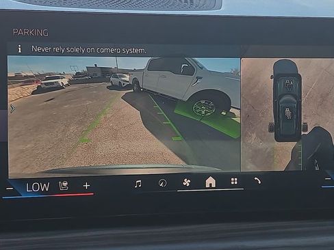 Used 2024 BMW X5 sDrive40i w/ Parking Assistance Package image 28