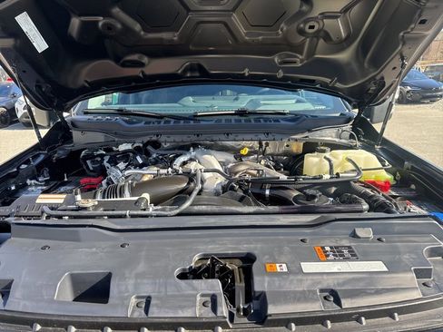 Used 2025 Ford F350 Lariat w/ Lariat Ultimate Package image 40