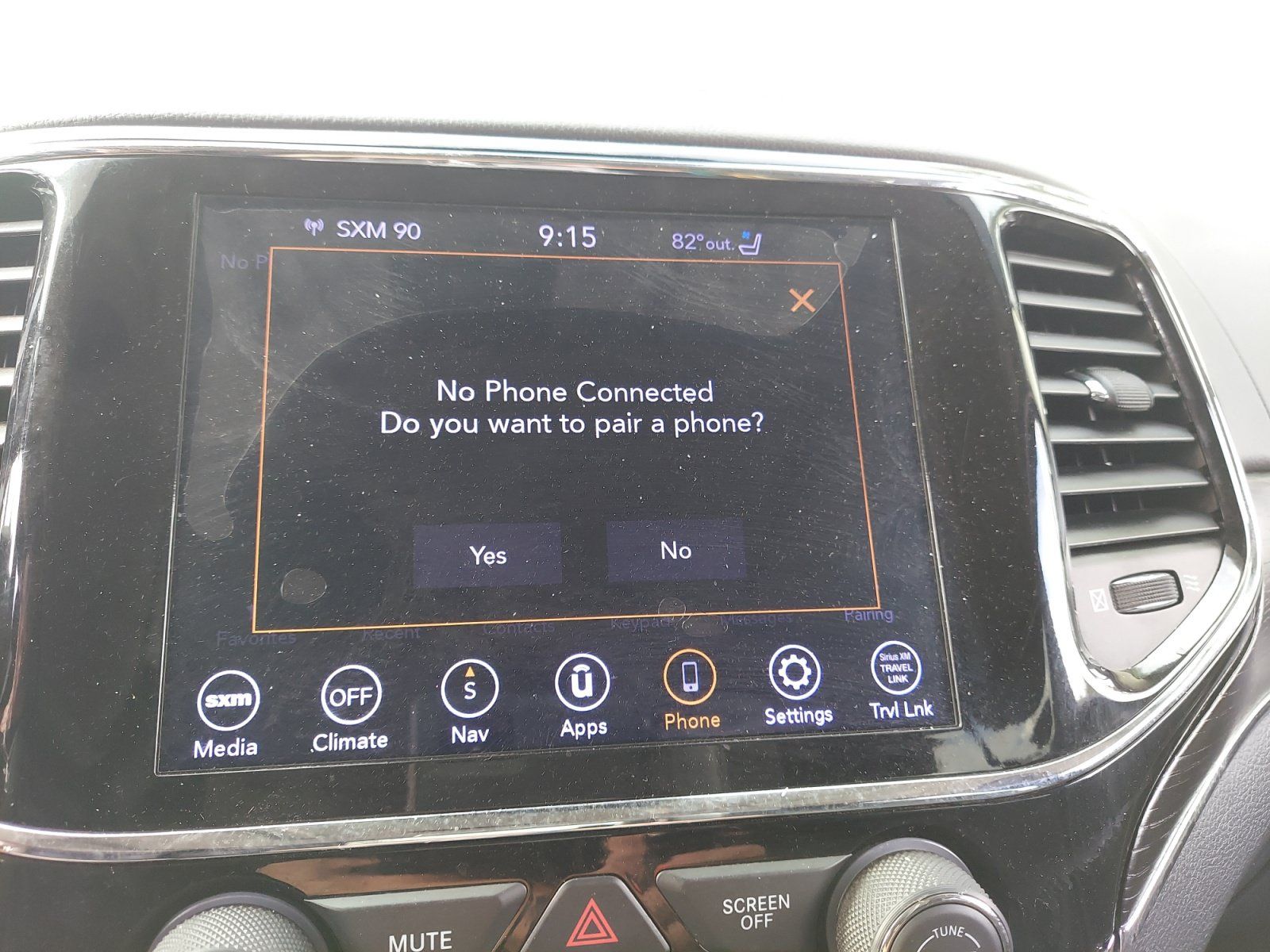 Used 2020 Jeep Grand Cherokee Summit AWD/4WD image 16