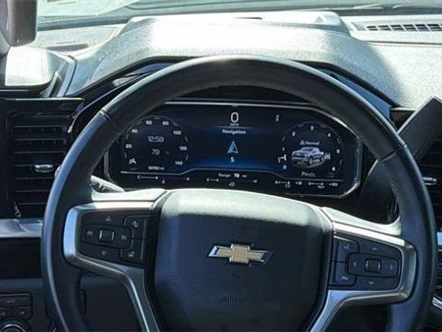 Used 2025 Chevrolet Silverado 1500 LT image 15
