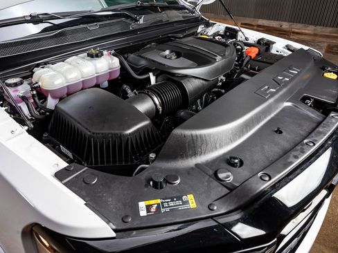 Used 2025 RAM 1500 Big Horn AWD/4WD image 41