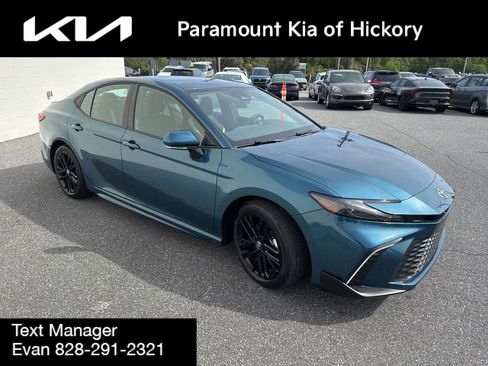 Used 2025 Toyota Camry SE w/ Multimedia Upgrade Package FWD image 3