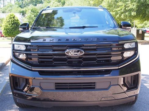 Certified 2025 Ford Expedition Platinum w/ Stealth Performance Package AWD/4WD image 2