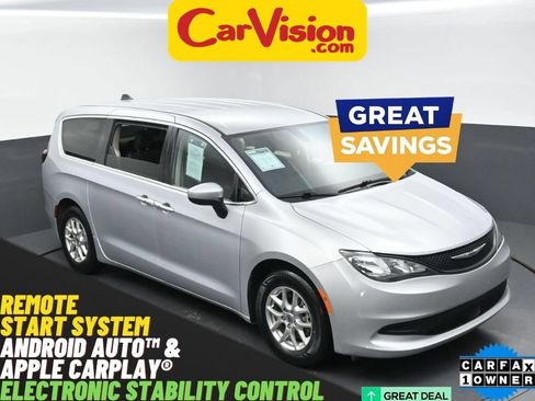 Used 2022 Chrysler Voyager LX FWD image 1