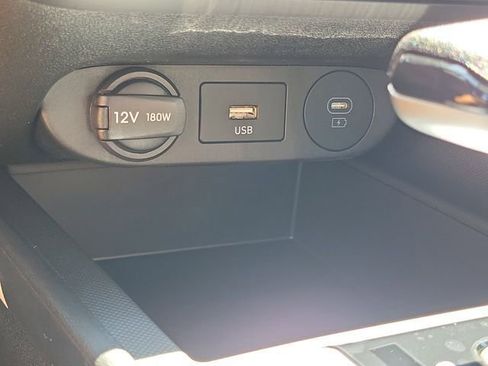 New 2026 Hyundai Elantra Hybrid FWD image 13