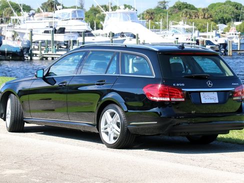Used 2014 Mercedes-Benz E 350 4MATIC Wagon image 6