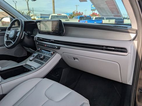 Used 2023 Hyundai Palisade SEL AWD/4WD image 29