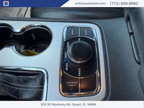 Used 2016 Jeep Grand Cherokee SRT AWD/4WD image 39