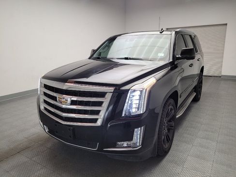 Used 2016 Cadillac Escalade Luxury AWD/4WD image 15