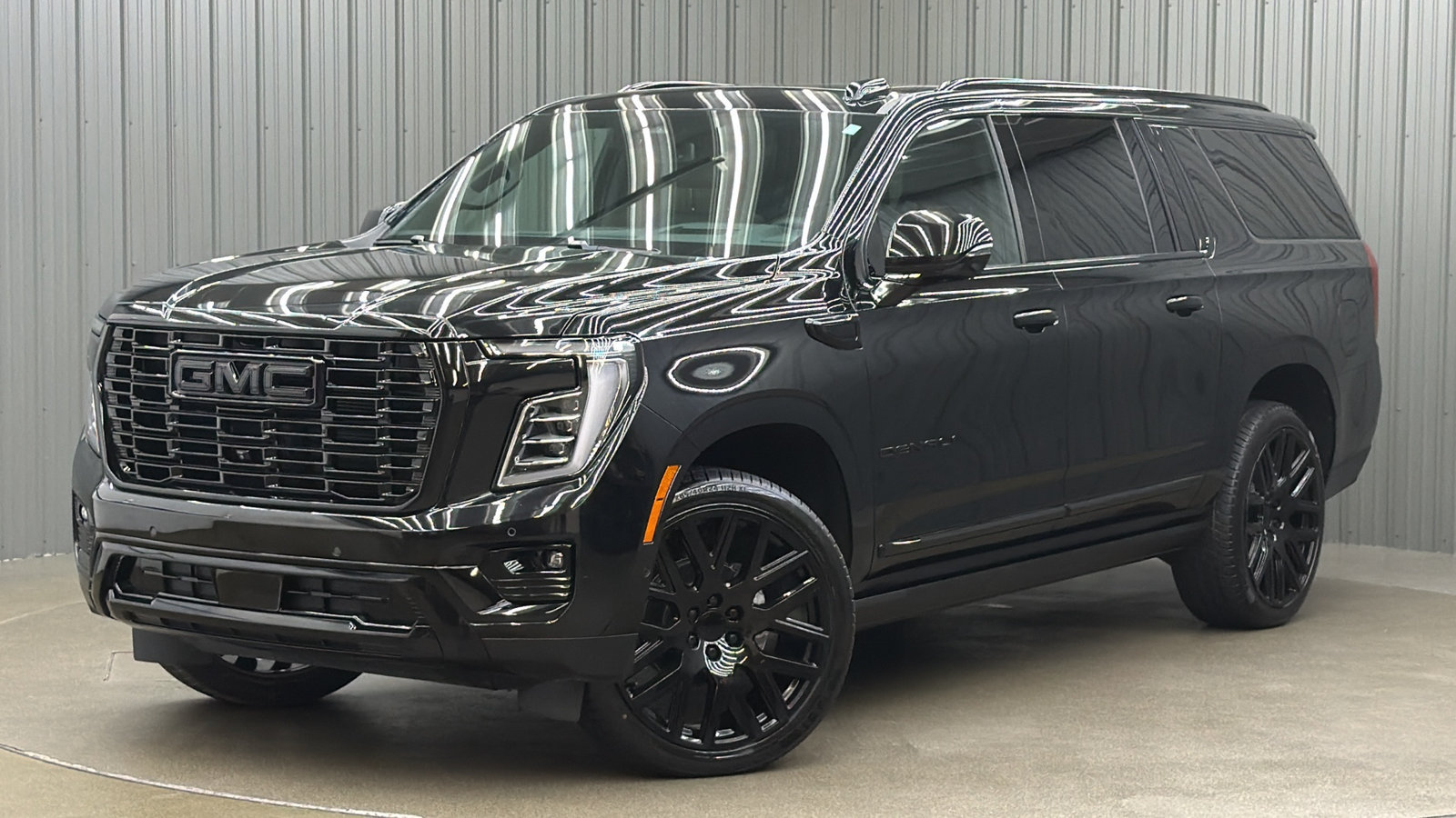 Used 2026 GMC Yukon XL Denali w/ Sun & Power Step Package AWD/4WD image 1