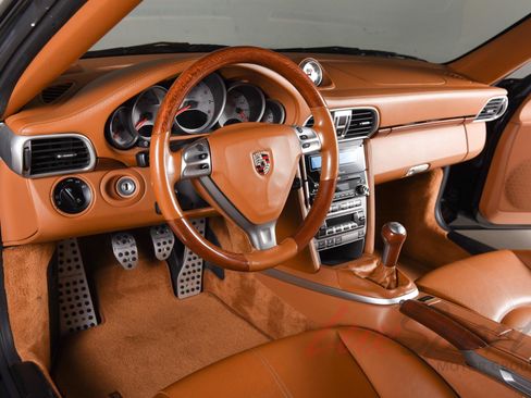 Used 2006 Porsche 911 Carrera S RWD image 24