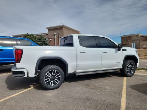 Used 2019 GMC Sierra 1500 AT4 w/ AT4 Premium Package image 4