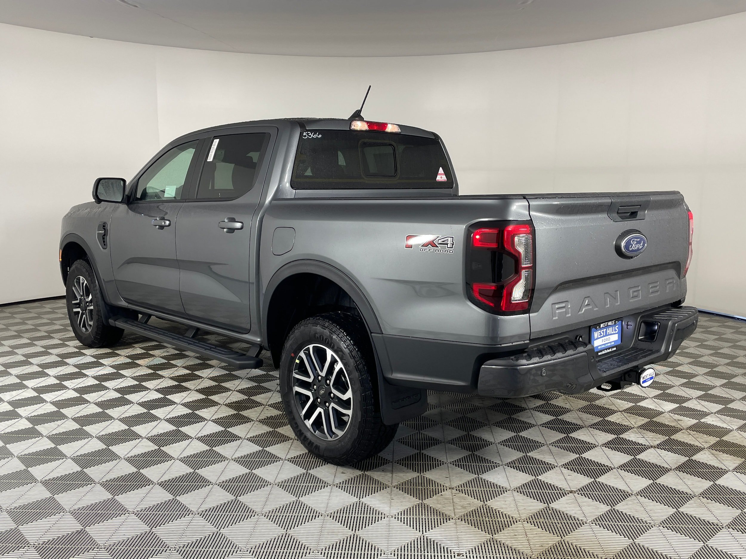 New 2026 Ford Ranger Lariat w/ FX4 Off-Road Package AWD/4WD image 8