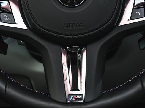 Used 2025 BMW XM image 55