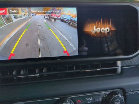 New 2026 Jeep Wrangler Unlimited Rubicon image 18