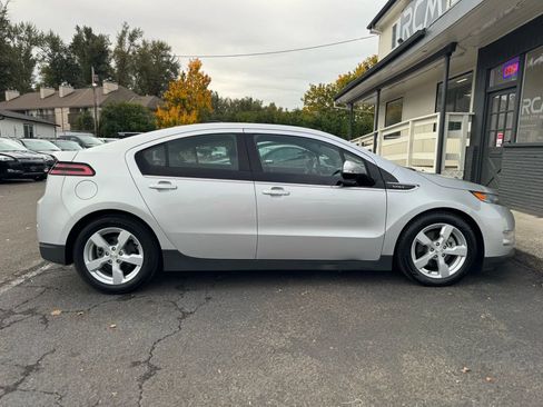 Used 2015 Chevrolet Volt image 8