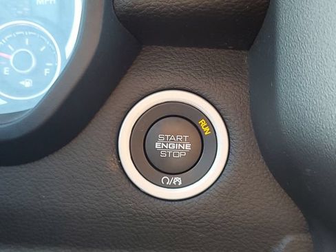 Used 2021 RAM 1500 Big Horn AWD/4WD image 23