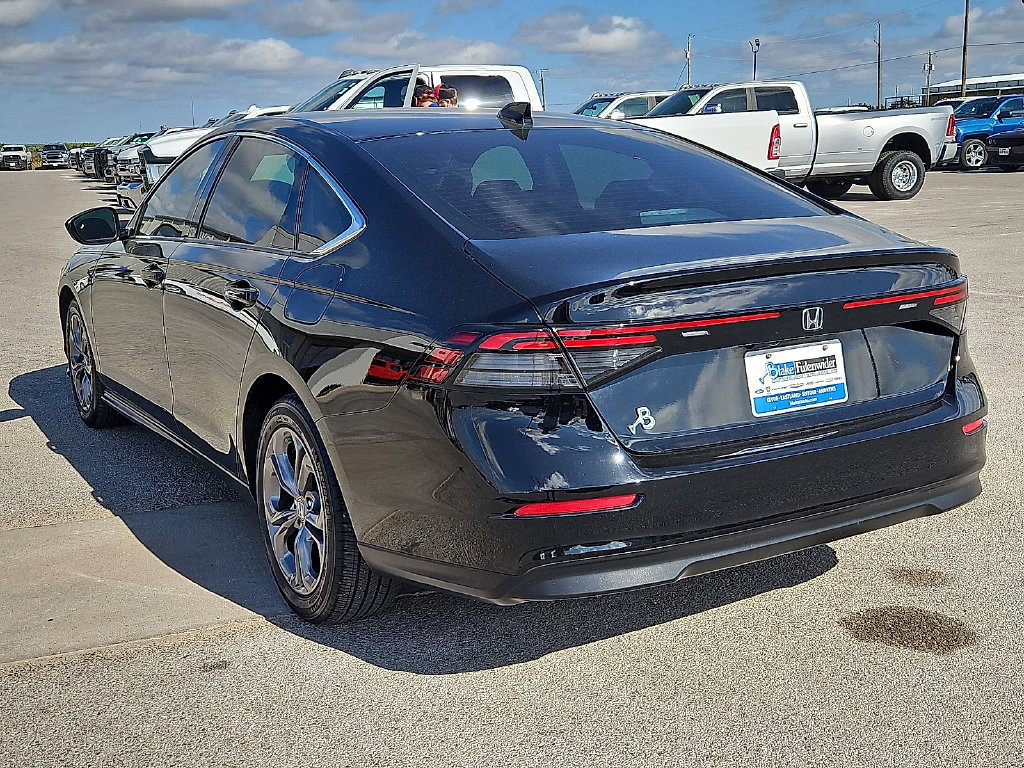 Used 2024 Honda Accord EX image 5