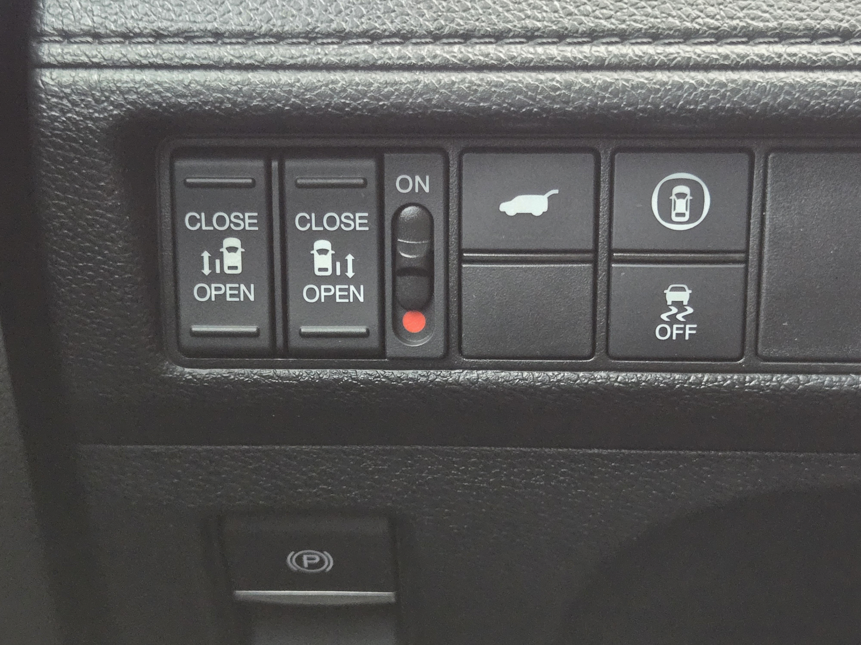Certified 2024 Honda Odyssey Sport image 18