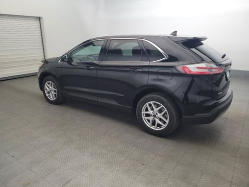 Used 2024 Ford Edge SEL image 3