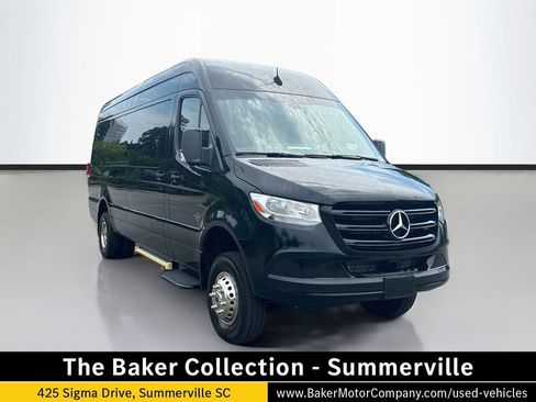 Used 2023 Mercedes-Benz Sprinter 3500 image 1