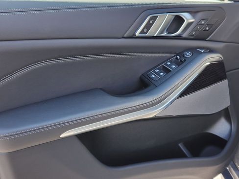 New 2026 BMW X5 xDrive40i AWD/4WD image 8